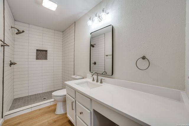 6174 Valley, San Antonio, TX 78250