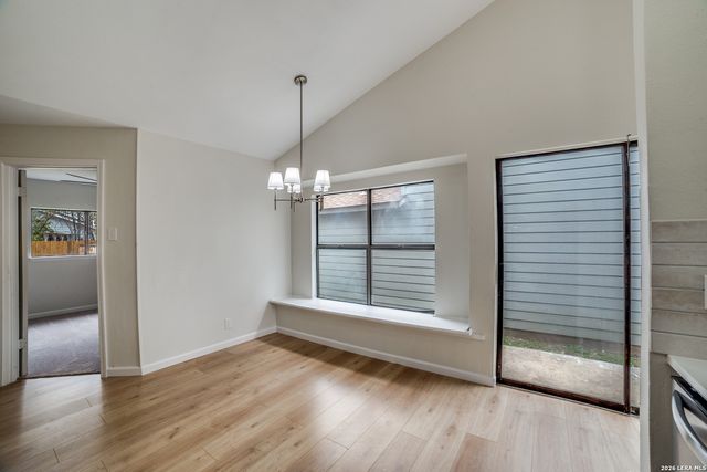 6174 Valley, San Antonio, TX 78250