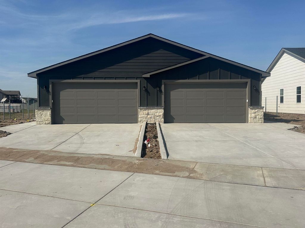 12828 W Red Rock St, Wichita, KS 67235
