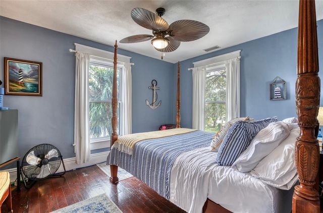 304 15TH STREET W, Bradenton, FL 34205
