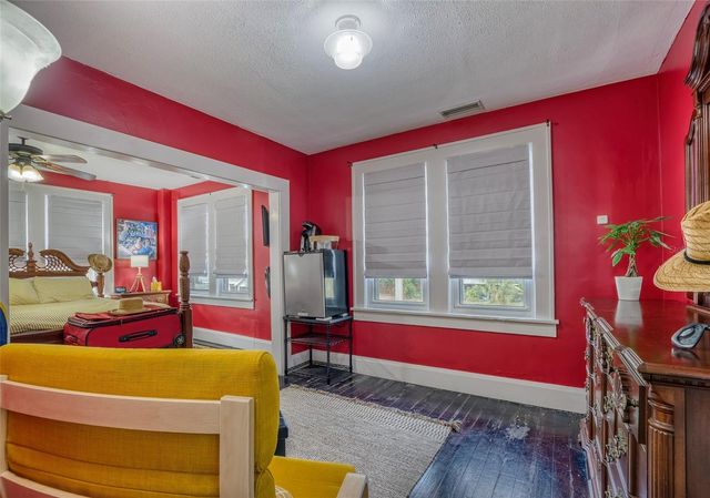 304 15TH STREET W, Bradenton, FL 34205