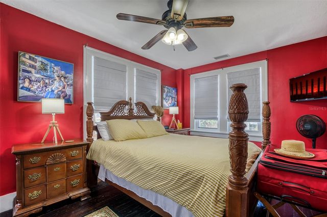 304 15TH STREET W, Bradenton, FL 34205