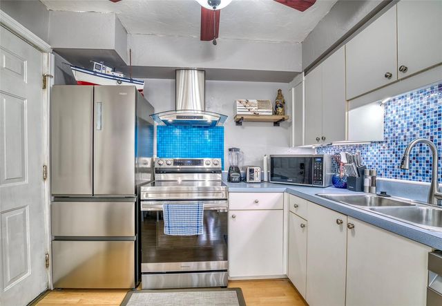 304 15TH STREET W, Bradenton, FL 34205