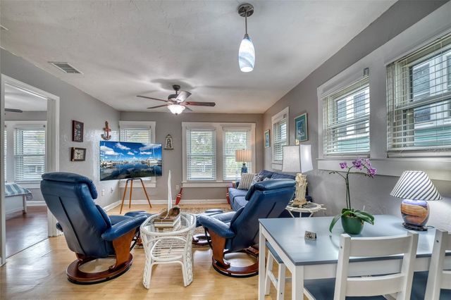 304 15TH STREET W, Bradenton, FL 34205