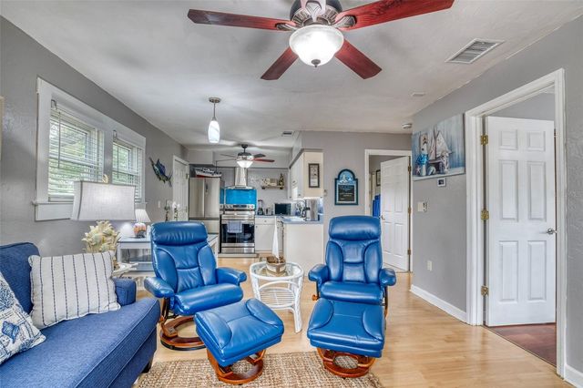 304 15TH STREET W, Bradenton, FL 34205