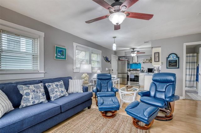 304 15TH STREET W, Bradenton, FL 34205