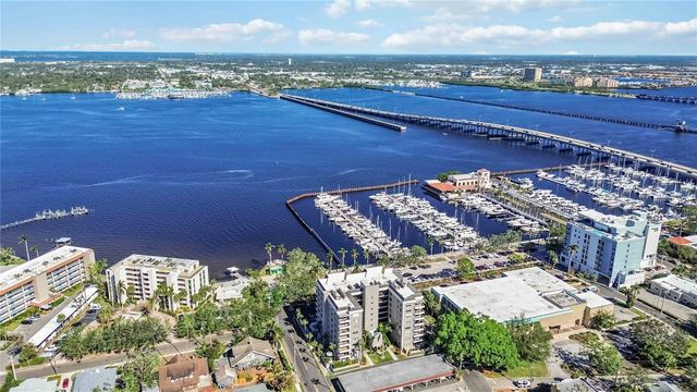304 15TH STREET W, Bradenton, FL 34205