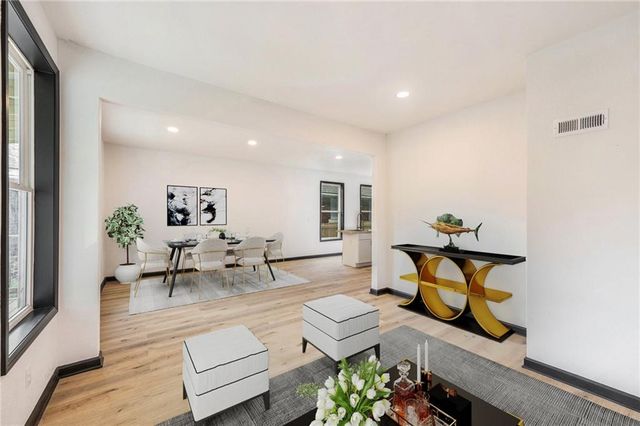 236 S 11th Street, Kansas City, KS 66102