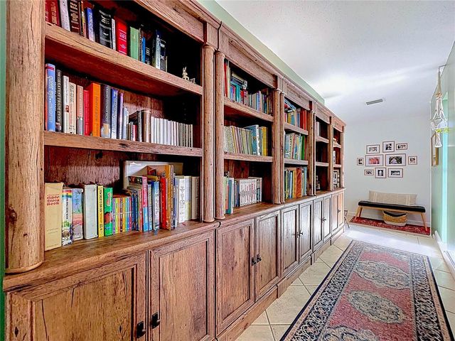 2646 NEWPORT AVENUE, Lakeland, FL 33803