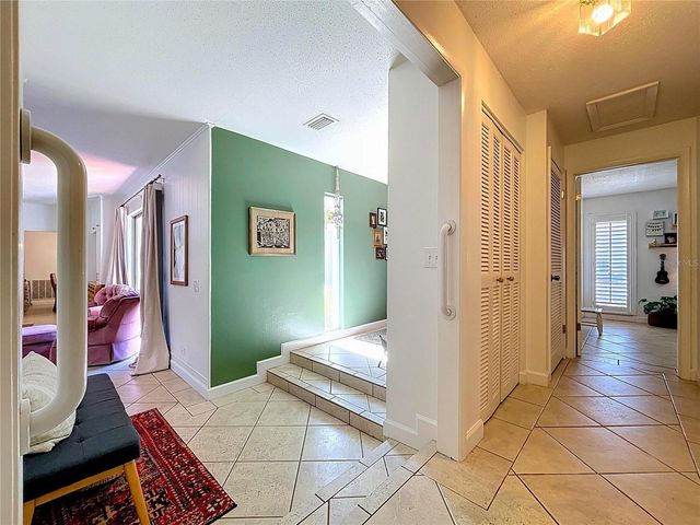 2646 NEWPORT AVENUE, Lakeland, FL 33803