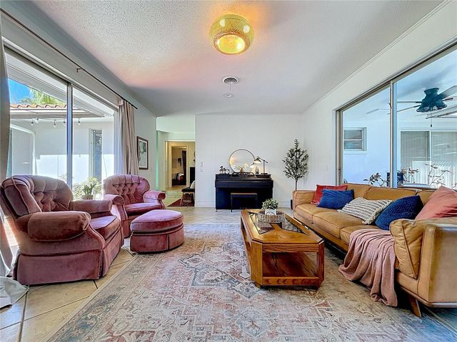 2646 NEWPORT AVENUE, Lakeland, FL 33803