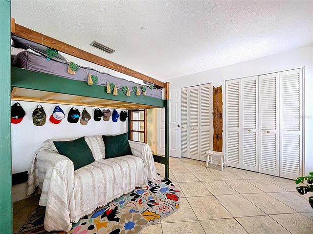 2646 NEWPORT AVENUE, Lakeland, FL 33803