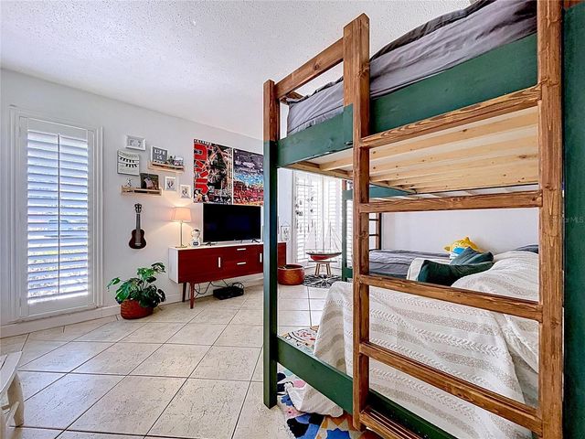 2646 NEWPORT AVENUE, Lakeland, FL 33803