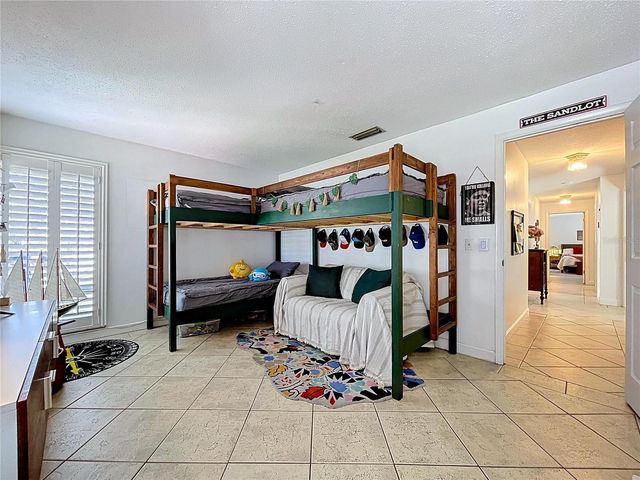 2646 NEWPORT AVENUE, Lakeland, FL 33803