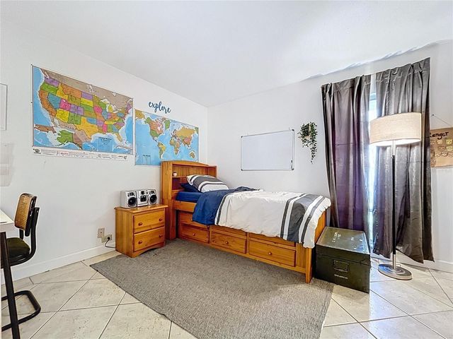 2646 NEWPORT AVENUE, Lakeland, FL 33803