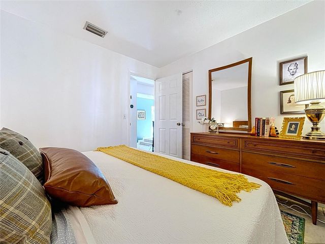 2646 NEWPORT AVENUE, Lakeland, FL 33803