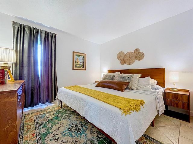 2646 NEWPORT AVENUE, Lakeland, FL 33803