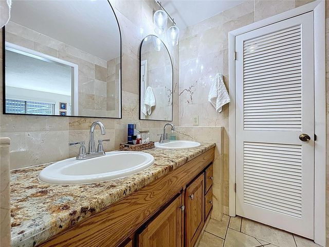 2646 NEWPORT AVENUE, Lakeland, FL 33803