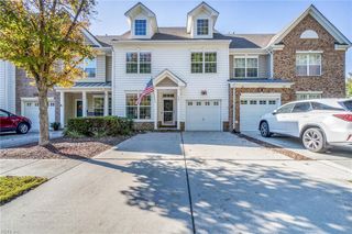 985 Lambourne LN, Virginia Beach, VA 23462