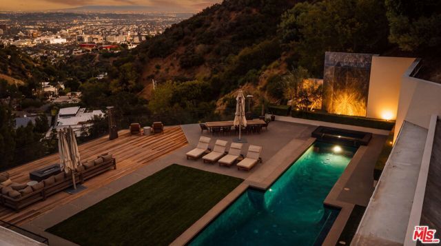 1877 Rising Glen Road, Los Angeles, CA 90069
