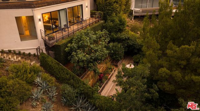 1877 Rising Glen Road, Los Angeles, CA 90069