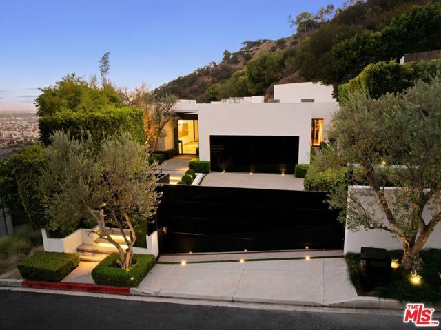 1877 Rising Glen Road, Los Angeles, CA 90069