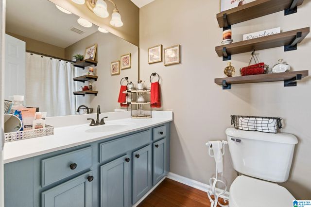128 W STONEHAVEN CIRCLE, Pelham, AL 35124