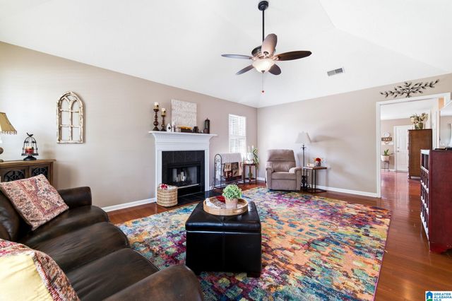 128 W STONEHAVEN CIRCLE, Pelham, AL 35124