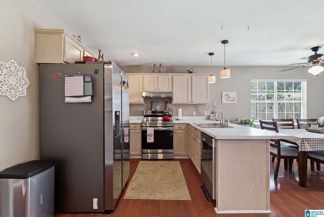 128 W STONEHAVEN CIRCLE, Pelham, AL 35124