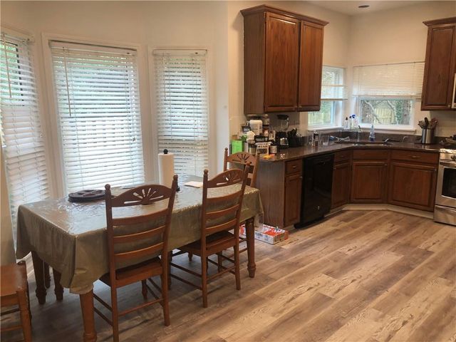 2707 Glenrose Hill, Atlanta, GA 30341