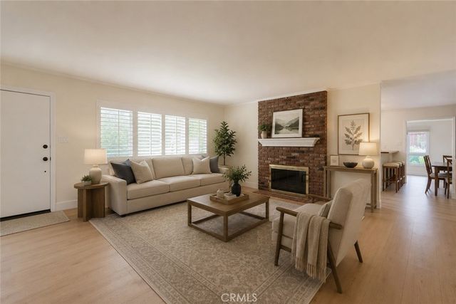 371 Manila, Long Beach, CA 90814