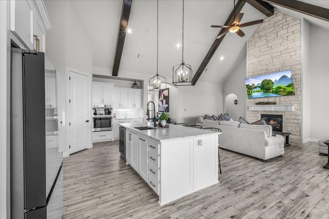 12916 Torello Court, Godley, TX 76044