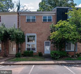 8467 IVY GLEN CT, Manassas, VA 20110