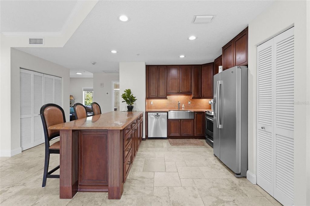 3816 6TH AVENUE 3816, HOLMES BEACH, FL 34217 — photo 3
