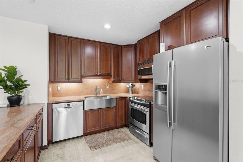 3816 6TH AVENUE 3816, HOLMES BEACH, FL 34217 — photo 4