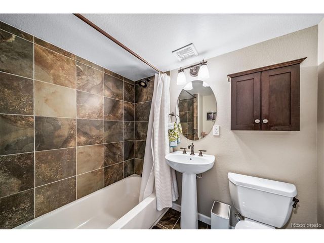 21305 Martingale Ln, Parker, CO 80138