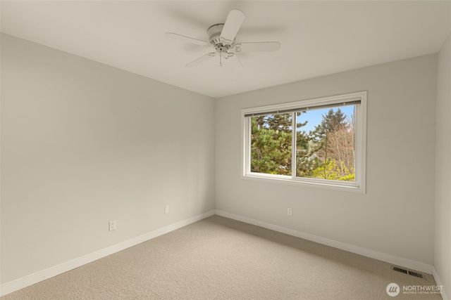 15409 101st Place NE, Bothell, WA 98011