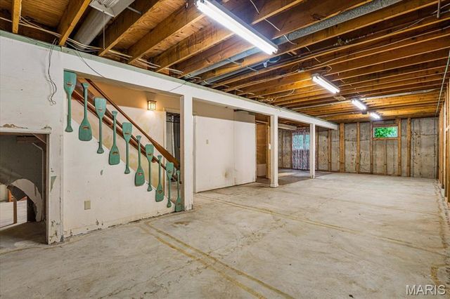 1242 Larkin Williams Road, Fenton, MO 63026