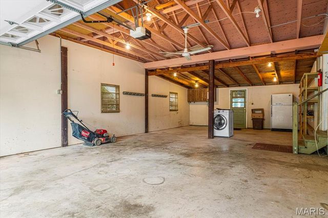 1242 Larkin Williams Road, Fenton, MO 63026