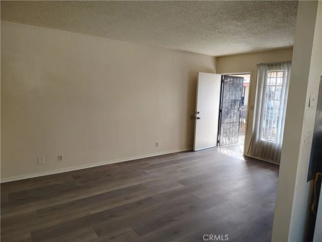 11022 Crenshaw Boulevard 4, Inglewood, CA 90303
