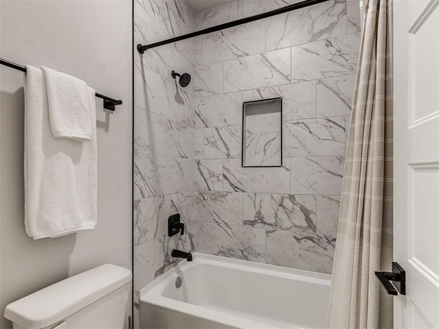 2260 Jackson Lane, Blanchard, OK 73010