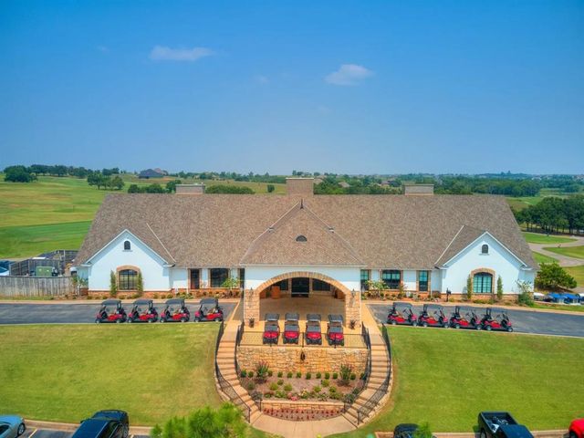 2260 Jackson Lane, Blanchard, OK 73010