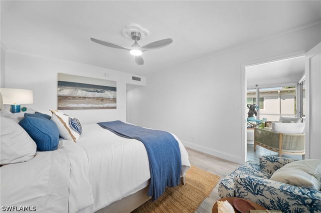 280 2nd AVE S 303, Naples, FL 34102