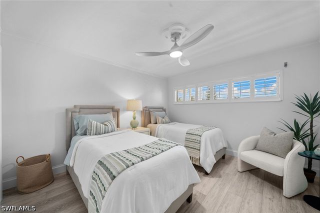 280 2nd AVE S 303, Naples, FL 34102