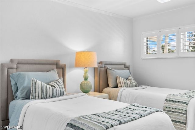 280 2nd AVE S 303, Naples, FL 34102