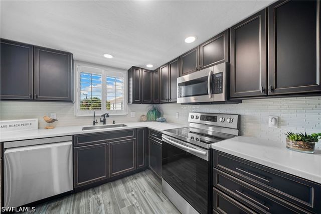 280 2nd AVE S 303, Naples, FL 34102