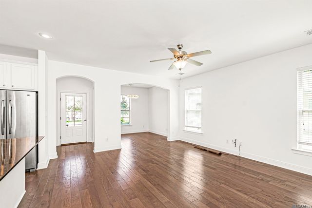 8174 Antebellum Ave, Baton Rouge, LA 70820