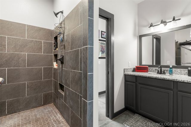 17228 N Lombard Lane, Skiatook, OK 74070