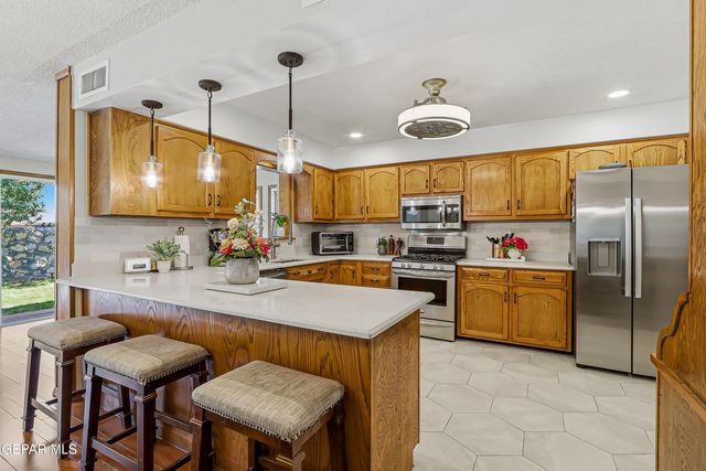 10763 JANWAY Drive, El Paso, TX 79935