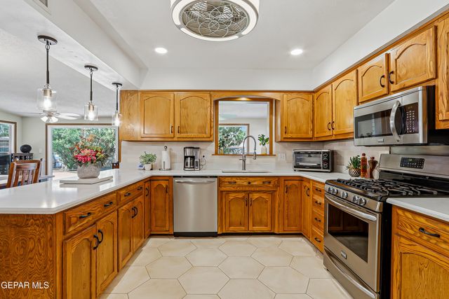 10763 JANWAY Drive, El Paso, TX 79935